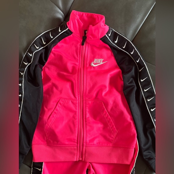 NIKE Toddler Girl Matching Set - Picture 3 of 4